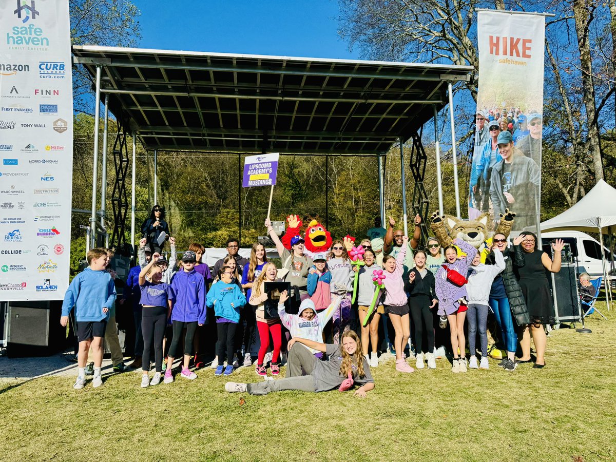 LALowerSchool's tweet photo. Our amazing 5th grade students, families, and faculty, stepped up today for our community! They participated in the Hike for Safe Haven, learning about compassion and making a positive impact for families in need. We’re so proud of their big hearts and willingness to help! https://t.co/ogL7pqBOXm
