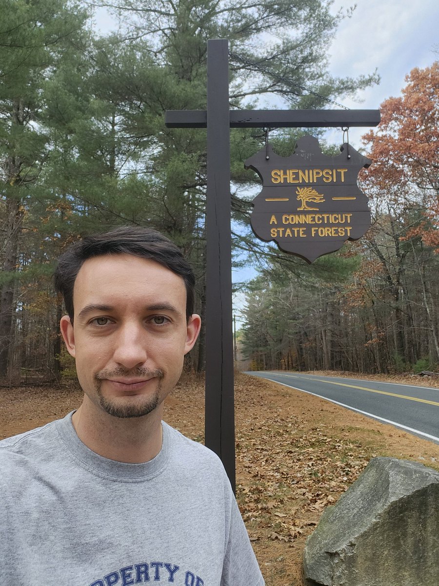 Novogasaurus's tweet photo. The firetower at Shenipsit State Forest provided stunning views all the way to Mass, Vermont, and even New Hampshire. It was past peak for the foliage, but still a lovely day to enjoy the great outdoors. Thanks to Ahmad for tagging along! Off to the next! #CTStateParks https://t.co/bGm7t93LBH