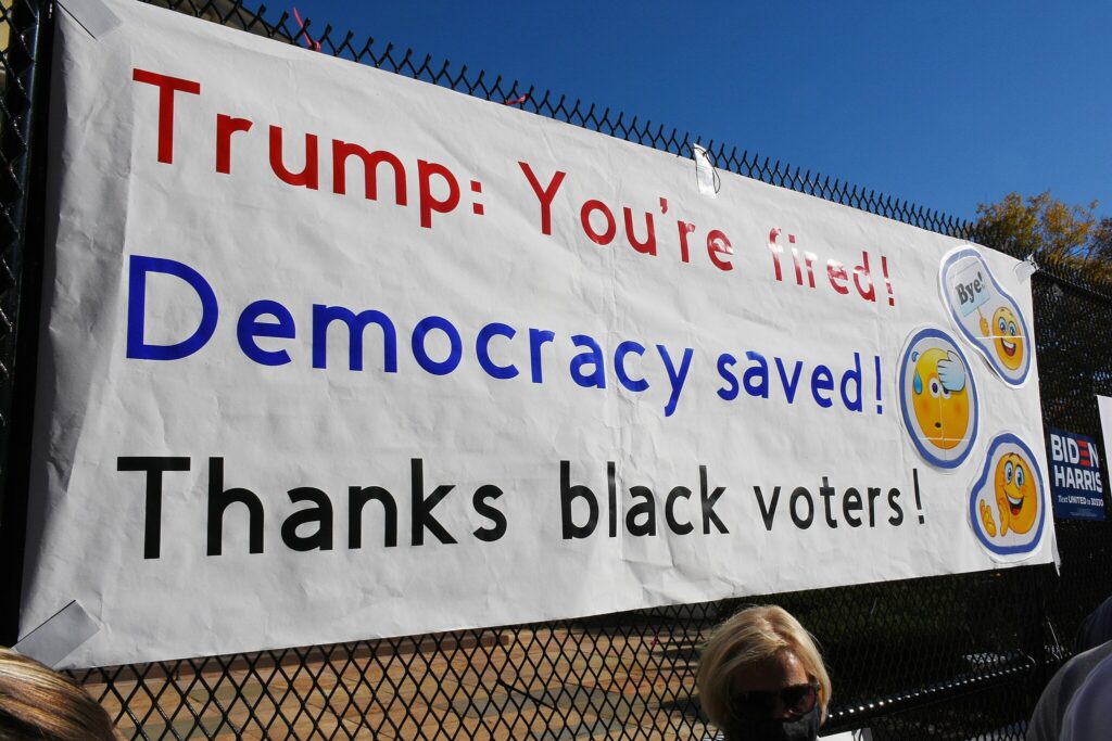 Black voters as saviors – and scapegoats...

The data suggest it’s time to look beyond the old idea that Black Americans are a monolithic voting bloc.

Read more: goodauthority.org/news/black-vot…