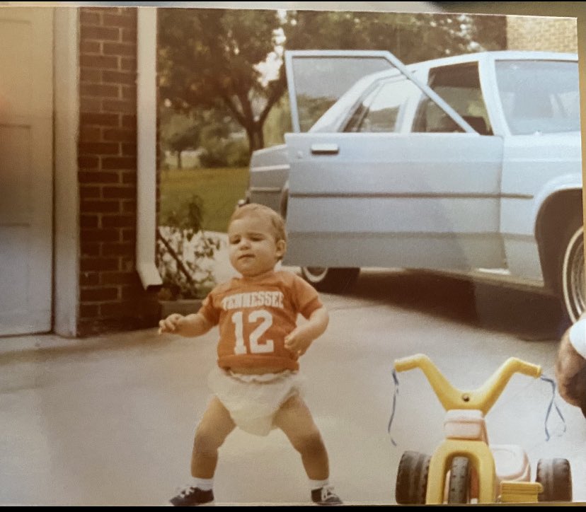 C_Ritter1's tweet photo. When day turns to night, 
The kitty kats plates will be full.
Sampson runs like a bull!

VOLS by Fiddy! 🍊🍊🍊#GBO https://t.co/EmHG7FvYUJ