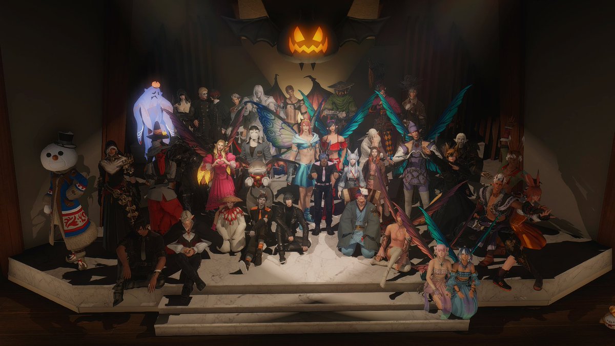 theheartcaptor's tweet photo. Happy Halloweenie, #FrenchFriesXIV! 🎃 https://t.co/hWygJgKpxs