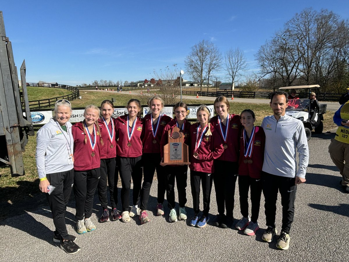 GatorsXC's tweet photo. Guess what? 4th place at State!
@GHSGatorSports @WarrenCoSchools https://t.co/LAq4RDeoIK