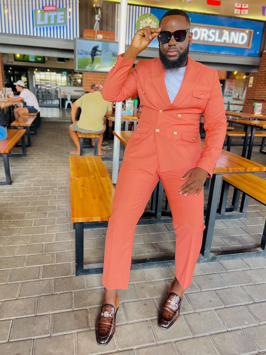 DeronFavour's tweet image. Leading with passion, learning with purpose. Maneer Baloyi on a mission to inspire and be inspired. ✨ #EducatorLife #ManeerBaloyi"
Matamela Ramaphosa Secondary School Finest Educator 👨🏿‍🏫
Dressed by Baloyi’s Boutique🫠
