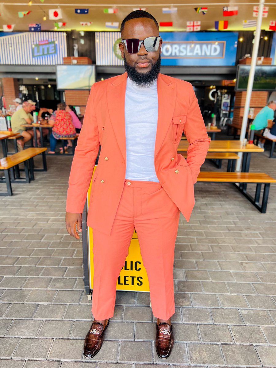 DeronFavour's tweet image. Leading with passion, learning with purpose. Maneer Baloyi on a mission to inspire and be inspired. ✨ #EducatorLife #ManeerBaloyi"
Matamela Ramaphosa Secondary School Finest Educator 👨🏿‍🏫
Dressed by Baloyi’s Boutique🫠
