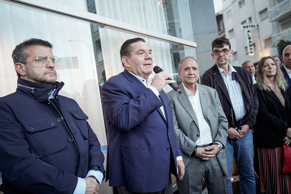 SergioOPalazzo's tweet photo. Ayer inauguramos la temporada del Hotel Mar del Plata.
Fue una gran inauguración que nos llena de orgullo por la obra realizada y porque nuestras y nuestros afiliados podrán disfrutarlo a partir de ahora.
Gracias a todos los que nos acompañaron y en particular la presencia del Intendente de la Ciudad Guillermo Montenegro.