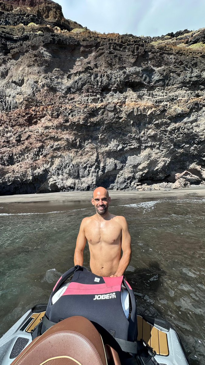 JorgeCastroGlez's tweet photo. Eterno verano✨ https://t.co/HilZ5mVaBD