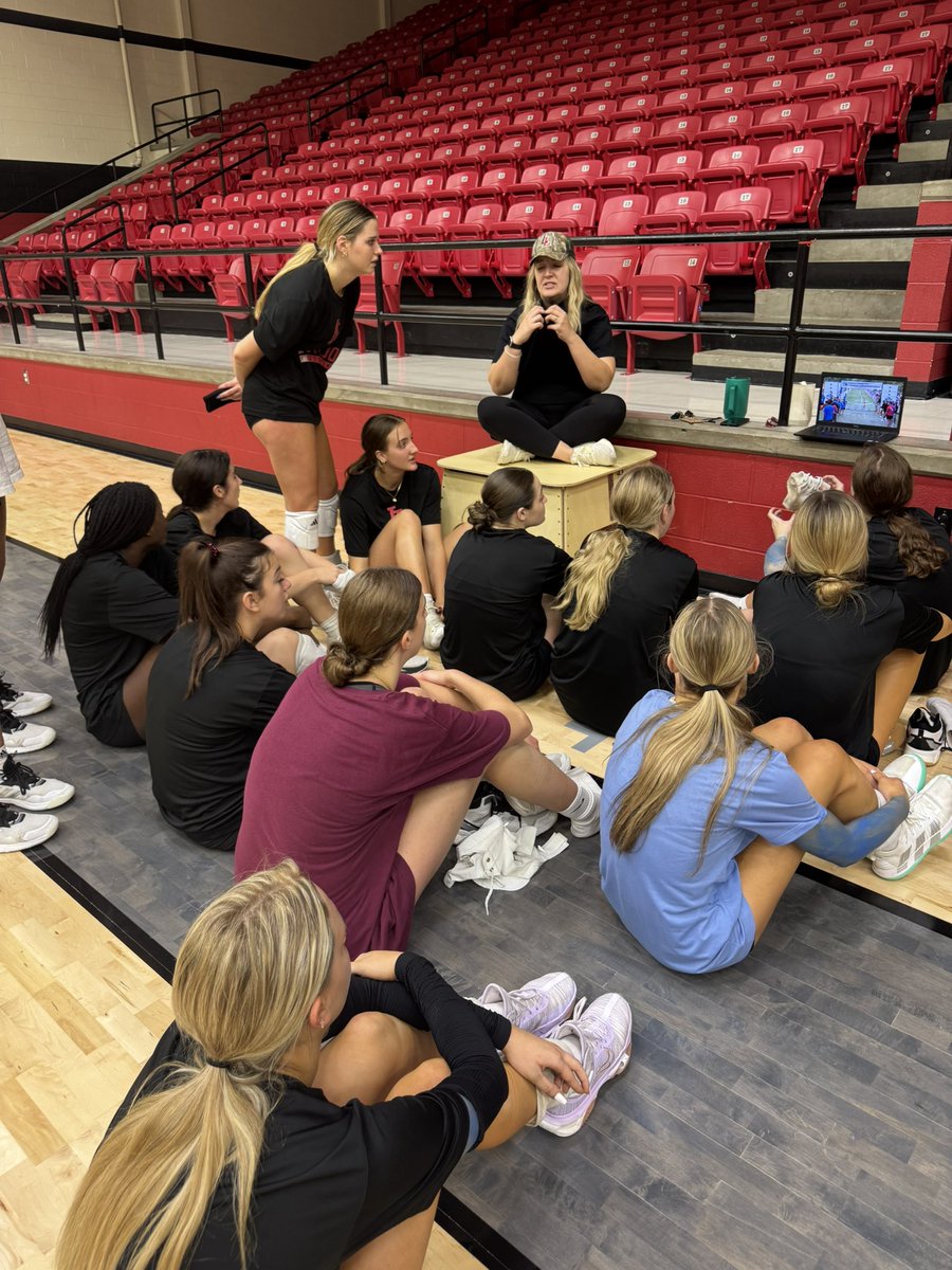 Leopard Volleyball tweet media