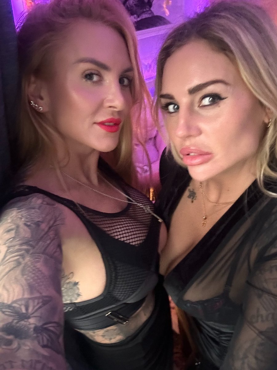 Miss Suzanna Maxwell (@misssuzannamax) on Twitter photo What a splendid Saturday working with the amazing <a href="/MissSarahJessic/">MISS SARAH JESSICA 🖤</a> for the first time . Plenty of beating and bumming was the perfect tonic before My holiday 💜💜💜 What a splendid Saturday working with the amazing <a href="/MissSarahJessic/">MISS SARAH JESSICA 🖤</a> for the first time . Plenty of beating and bumming was the perfect tonic before My holiday 💜💜💜