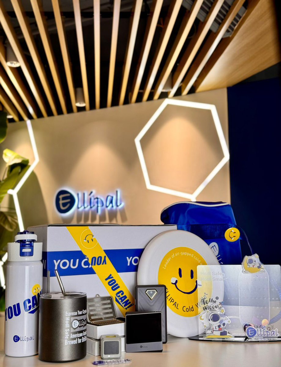 🎁 GIVEAWAY TO 2 PEOPLE 📷
(Items will be randomly selected from the picture)  Task: 
 🚀Follow <a href="/ellipalwallet/">ELLIPAL</a> <a href="/Ceciliasss111/">0xCecilia</a> 
 ❤ Like &amp; Retweet this link
⏳72 Hours

#Ellipal #Giveaway #Airdrops #BTC #ETH