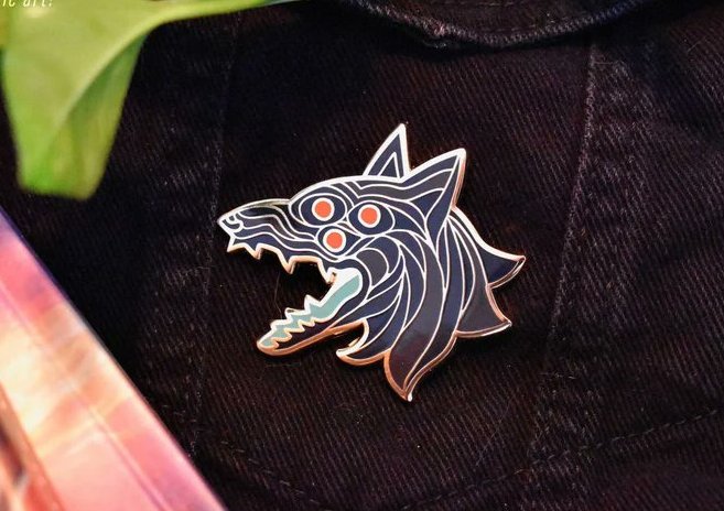 _solelle's tweet image. 🐺#DragonAge PRE0RDERS!🐺

ALL of our DA keychains and stickers are up for preorder, with the addition of Morrigan, Assan and Manfred and Factions enamel pins! You can get them on bundles only during the preorder!!⬇️