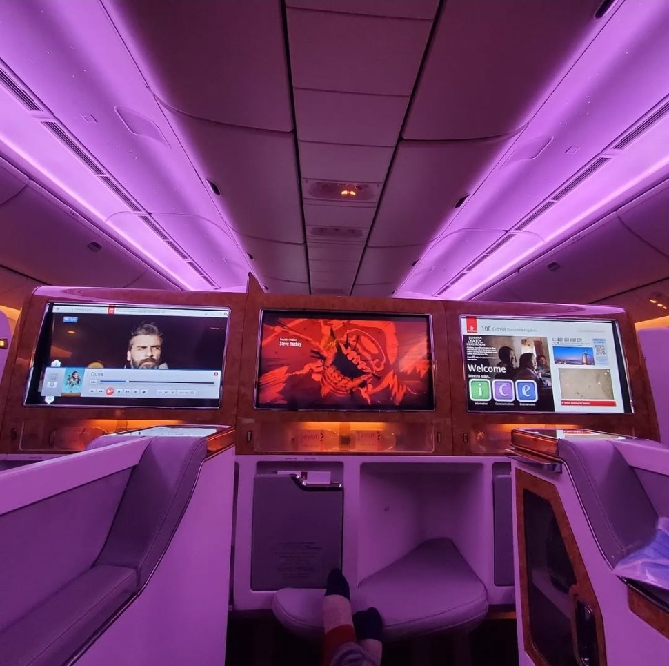 Prize for coolest look inside a flight goes to.....😎

Just about to believe flying lost it's vide 😢

Love this! ❤️