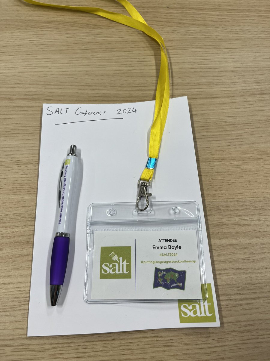 Miss Boyle 🍎✏️ tweet media