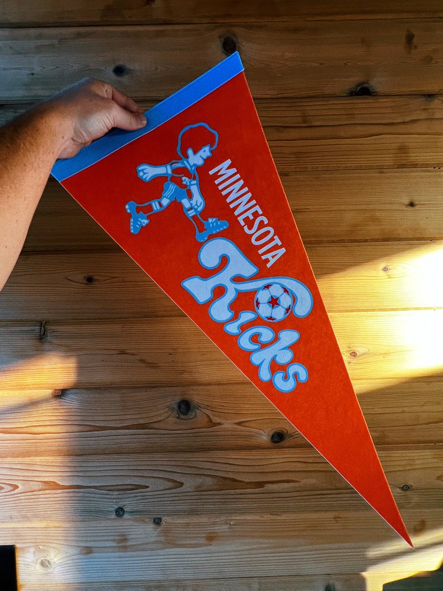 Open Saturday 🚩 11am-4pm 

New Beanies, Pennants + More + Fresh Vintage ⚽️🧢👕✌️

#COYL 

talismancaps.com