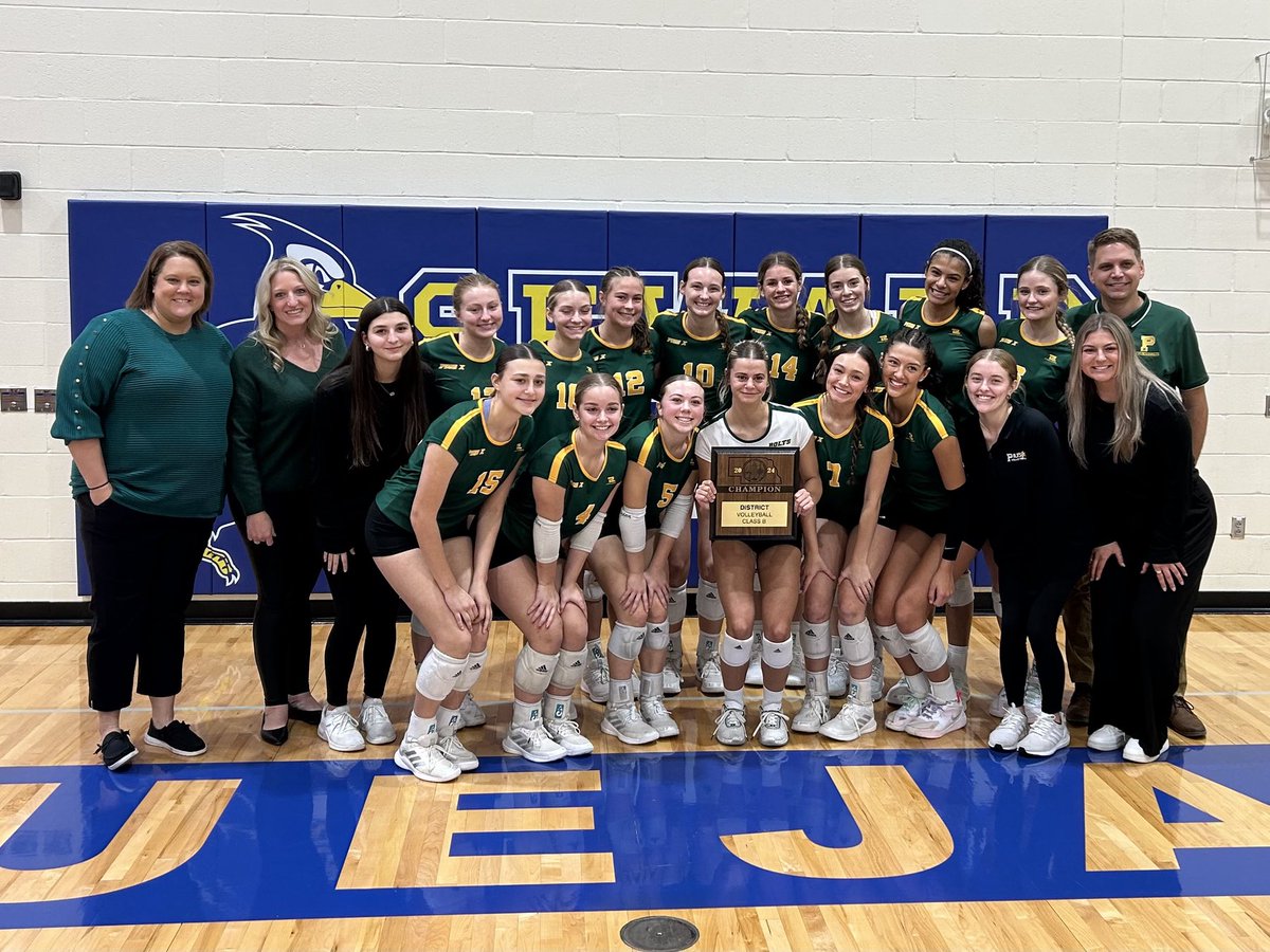 District Champions! Great job Bolts⚡️