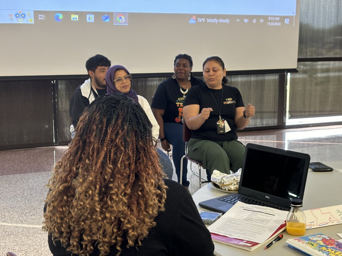 BilingualRachel's tweet photo. Check out these Super Paraeducators who kicked off their first Saturday training as future presenters @AldineISD @drgalockett @jpbigboy @clynvan1 https://t.co/Bq0pcr3r5O