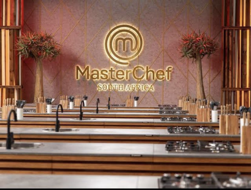 Nolly__S's tweet photo. When it comes to the spice level, I like mine at medium! I like a bit of a kick, but not too overwhelming. #SAMasterChef #MasterChefSA https://t.co/KaScli5fUW