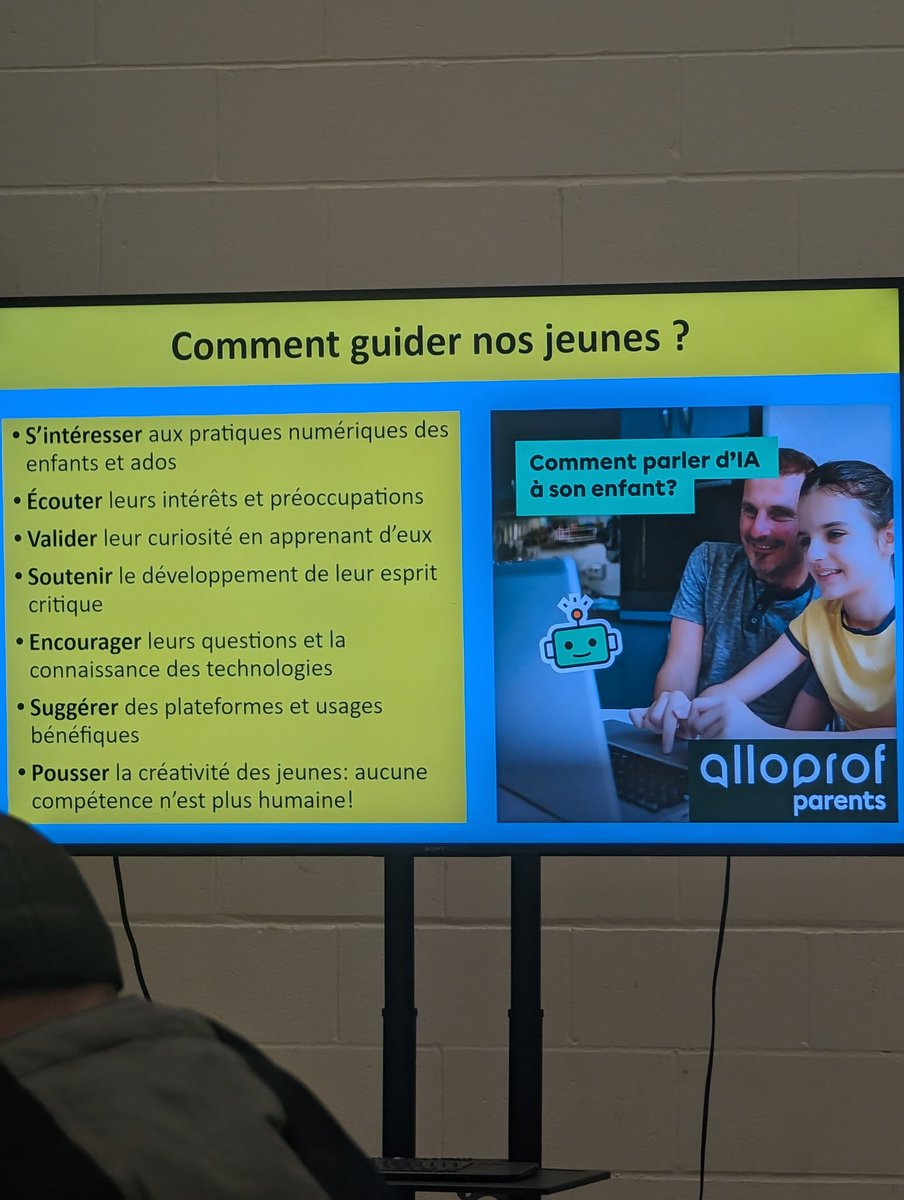 Quelle belle matinée au Forum des parents du <a href="/ecolecatholique/">CECCE</a>! Chapeau à <a href="/duboig/">Guy Dubois</a> et le CPP pour l'organisation de cet événement! Merci à Dave Anctil pour sa conférence sur l'intelligence artificielle, de belles réflexions pour nos parents! On se revoit l'an prochain. #cecce