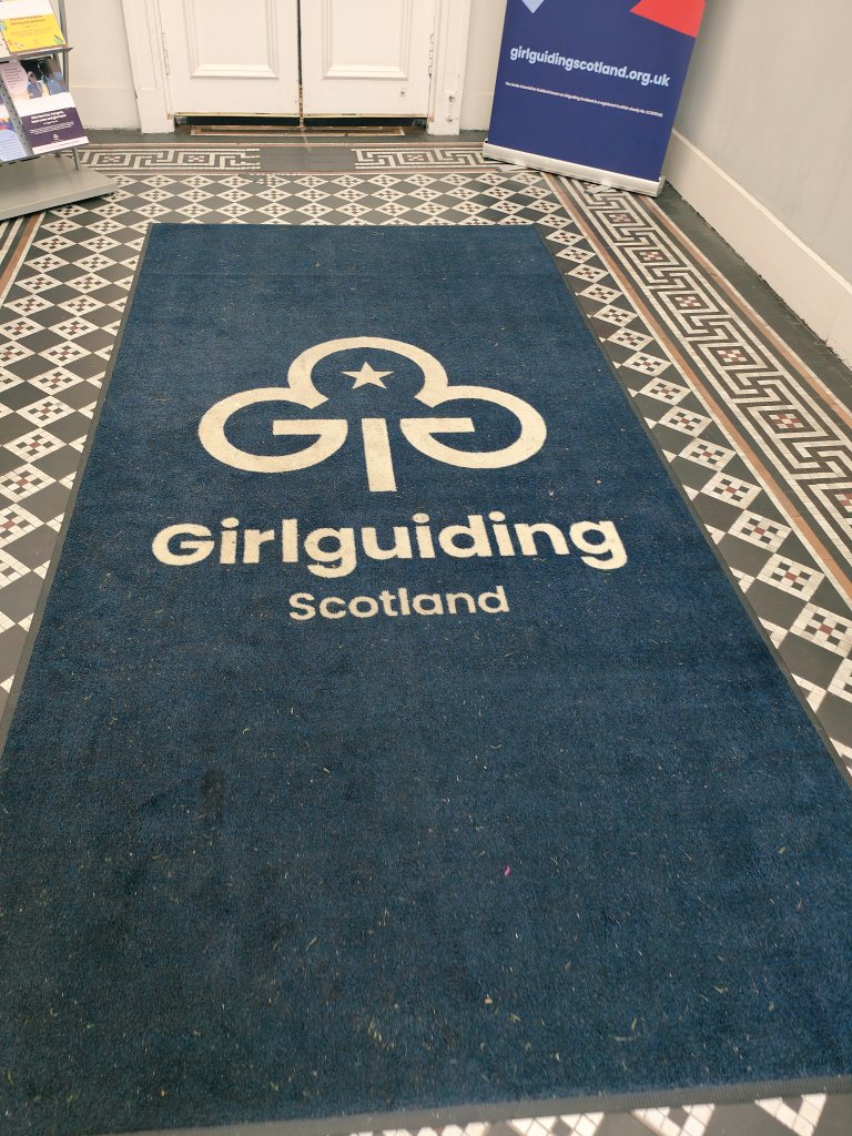 Even when on my travels I am like a magnet to guiding places - and apparently people! There are 3 guiding units in the same restaurant as me 🤣 I have got even more badges for my blanket 🙈 #guiding #girlguiding #guides #rangers #brownies #rainbows #guidingfamily