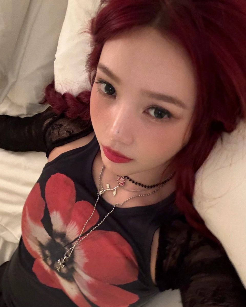 joypics's tweet photo. dream girl https://t.co/rBEwDe4bPW