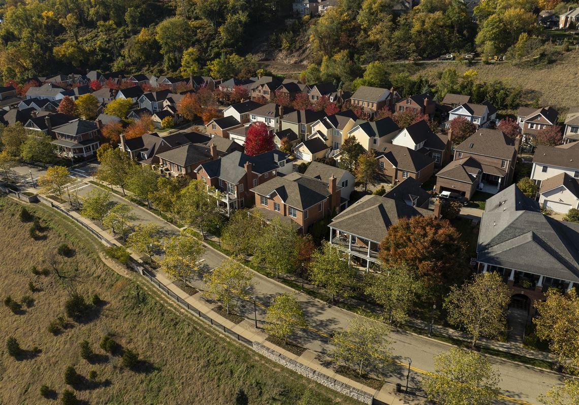 412propertygrp's tweet image. Struggling with vacant properties or tenants who just won’t leave? 

Our team at 412 Property Group can take on the hassle for you. 
We buy properties in any situation, so you can get peace of mind and move on with ease. 

#PropertyProblems #SellYourProperty #412PropertyGrou