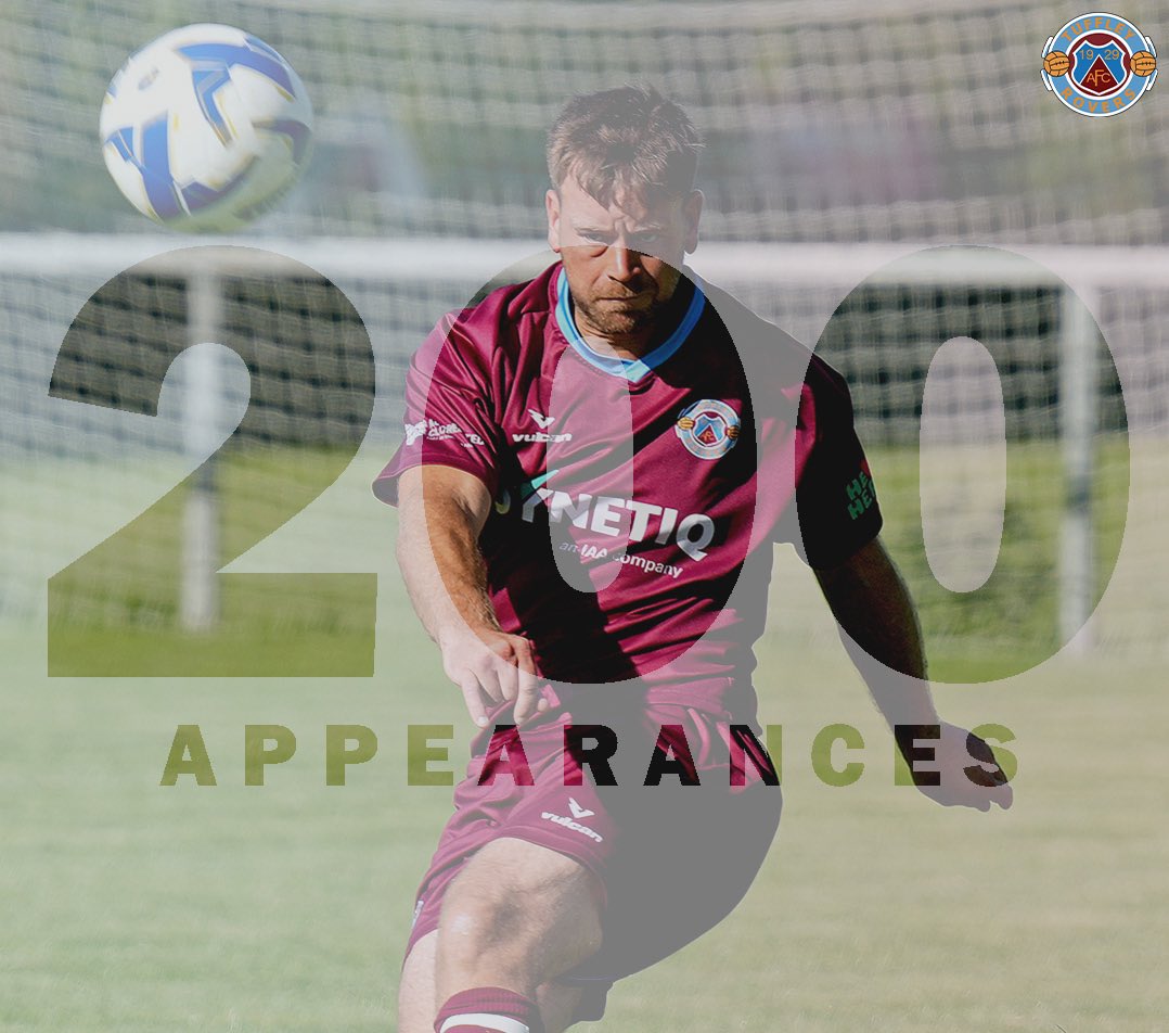 Tuffley Rovers FC (@tuffleyroversfc) on Twitter photo A positive result today, but also a memorable day for two of our players, with <a href="/macca8mcguirk/">callum mcguirk</a> making his 100th competitive first team appearance & <a href="/mpritch88/">Mark Pritchett</a> making his 200th.
Great servants, great lads, great way to mark the milestones.
#uptherovers A positive result today, but also a memorable day for two of our players, with <a href="/macca8mcguirk/">callum mcguirk</a> making his 100th competitive first team appearance & <a href="/mpritch88/">Mark Pritchett</a> making his 200th.
Great servants, great lads, great way to mark the milestones.
#uptherovers