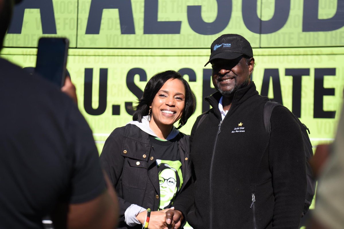 AlsobrooksForMD's tweet photo. Thank you, Baltimore City!
We had so many #TeamAlsobrooks organizers ready to get voters to the polls. We know what’s at stake this year–our freedoms and the future we build for our families. Now, let’s make sure we finish the job on Election Day. https://t.co/1SZkByQd6N