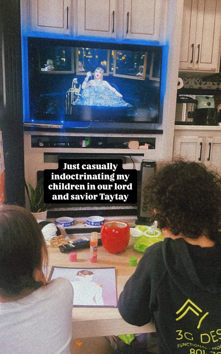 According to others 😆 #TaylorSwift #ErasTour