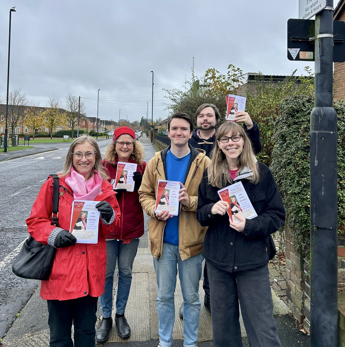 A very positive response out on the doorstep supporting <a href="/KCforNTyneside/">Cllr Karen Clark</a>, our excellent <a href="/UKLabour/">The Labour Party</a> candidate for North Tyneside Mayor. 

Karen is committed to building on @Norma4Mayor’s incredible work, ensuring North Tyneside council continues to deliver for residents🌹
