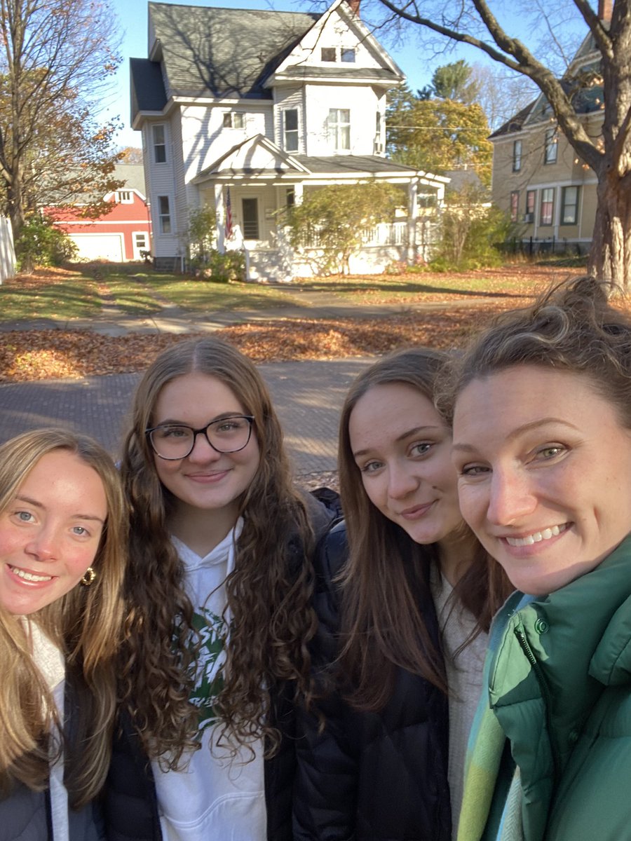 CallieMBarr's tweet image. Door knocking on a beautiful Saturday- VOTE, VOTE, VOTE! #MI01 #Callie4Congress #showingupmatters