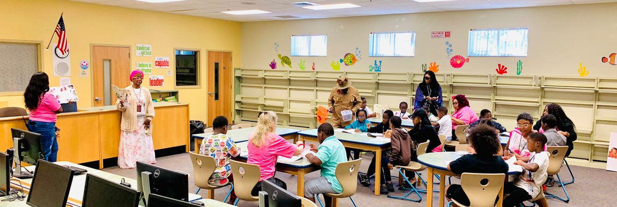 BulldogsPrc's tweet photo. Our kids are absolutely loving "Piper Chen Sings"! They're captivated by the story and illustrations, and some even sung a song!
#browardreads #readfortherecord2024 @browardschools https://t.co/Y1GQC4Drw7