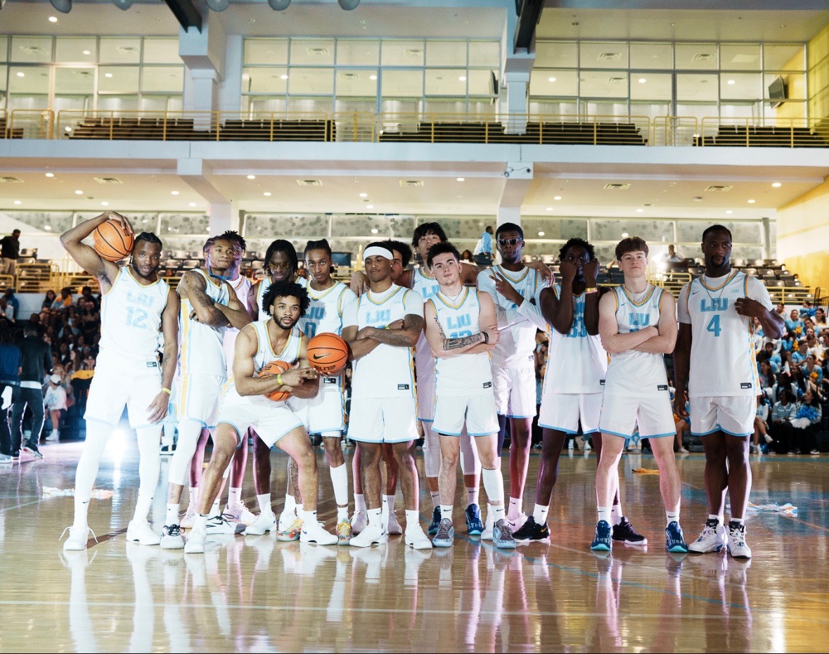 Hunter Hausman (@hunterhausman) on Twitter photo Best of success to <a href="/LIUBasketball/">LIU Men’s Basketball</a> as we prepare for what will be a fast paced and action packed season. #SharkPride Best of success to <a href="/LIUBasketball/">LIU Men’s Basketball</a> as we prepare for what will be a fast paced and action packed season. #SharkPride