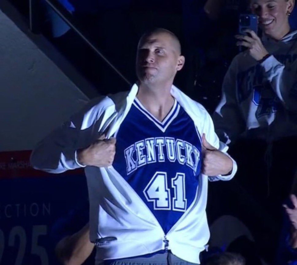 Jakesbbn's tweet image. Acaden Lewis on why he chose Kentucky: “Pope, you know, he was in the hood with me”