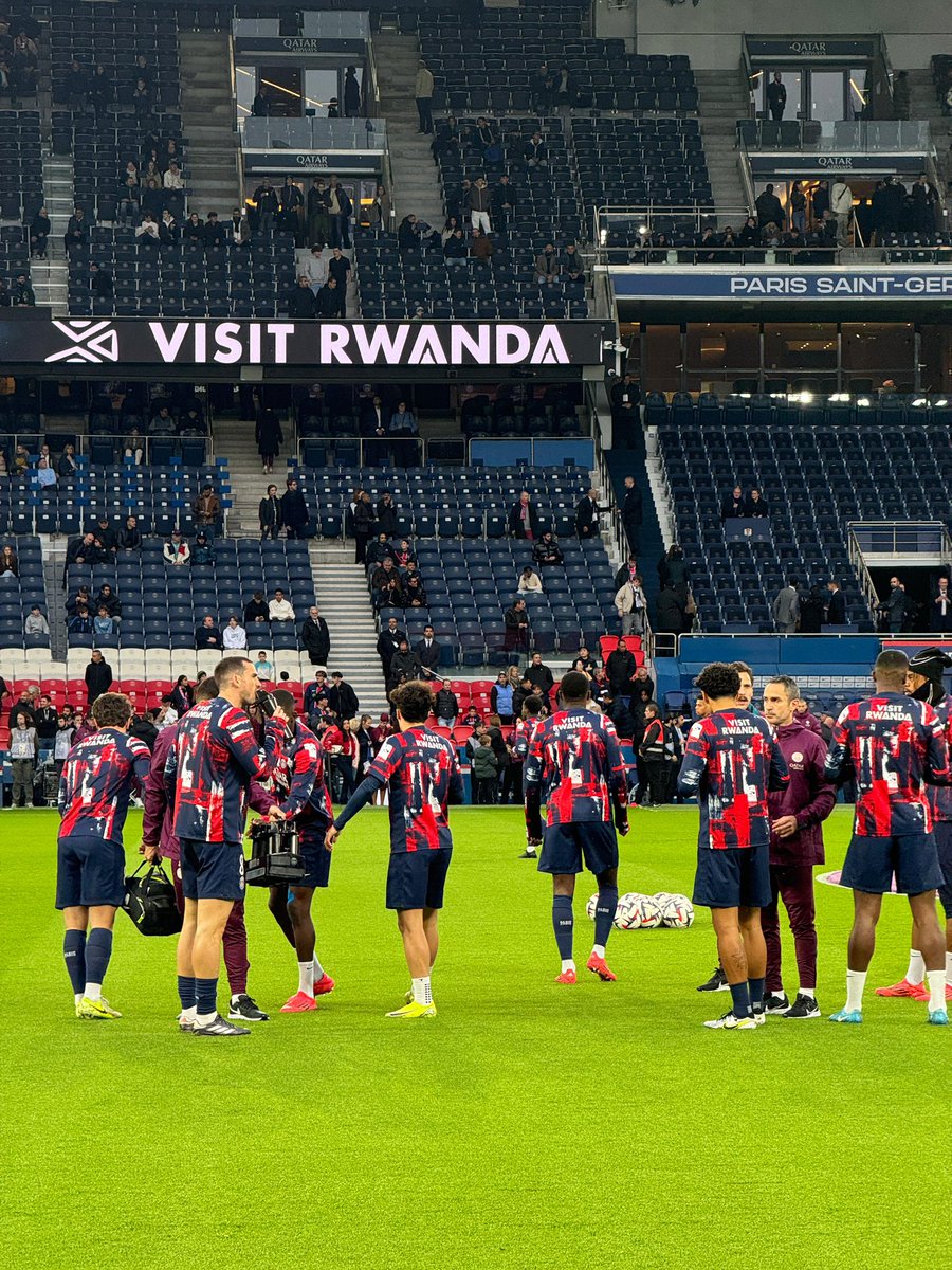 This afternoon at the Parc des Princes, the <a href="/PSG_inside/">Paris Saint-Germain</a> community got to taste Rwandan coffee ahead of the #PSGRCL #Ligue1 match. ☕️🇷🇼

Rwandan coffee is exclusively served in all hospitality areas of the Parc des Princes. 

#VisitRwanda