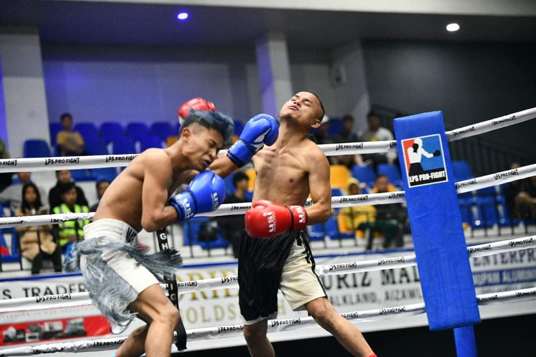 mizoraminsta's tweet image. IT'S FIGHT NIGHT!
LPS Pro Fight 2024: Night 2 is LIVE at LPS Arena, Falkland Veng, Aizawl!
Catch electrifying matches featuring Mizoram's top boxers!
11th edition, organized by LPS Vision Production since 2009!
Follow for updates &amp;amp; results!
#LPSProFight2024 #MizoBoxing #profight