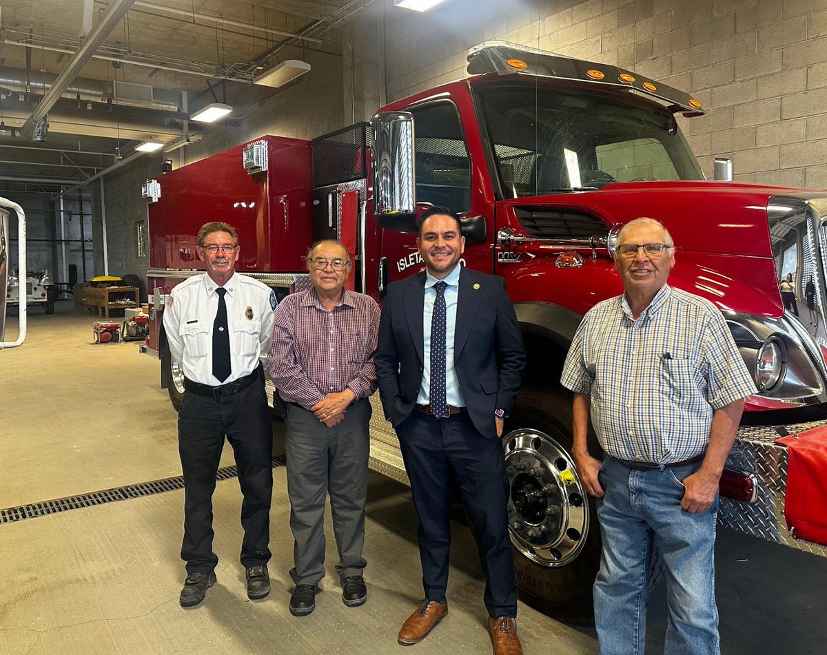 During #NativeAmericanHeritageMonth, we honor the Indigenous peoples who have shaped NM's history, culture &amp; landscape. 

I'm proud to work alongside the 7 Tribes &amp; Pueblos in my district to uphold treaties, advocate for equity &amp; protect tradition. I'll continue to be a partner