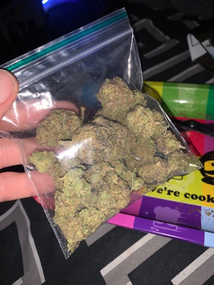 STONERS R US 🍃 tweet media