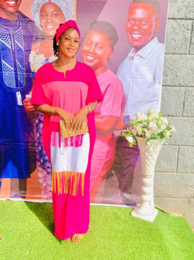 EAwosemo969's tweet photo. A client of mine who was so lucky to a get free and stress free weighbill to Akure😊
Nothing gives Joy like a client's satisfaction 
Yes the Dress is giving ❤️even when the pictures wasn't judging well
BUBU GOWN PRICE: 15K https://t.co/VKTv3hu7Cu