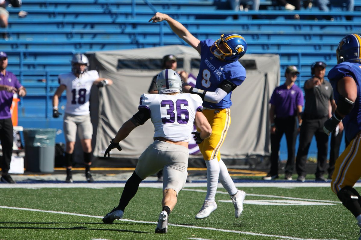 Morehead State Athletics (@msueagles) on Twitter photo .<a href="/MSUEaglesFB/">Morehead State Football</a> leads the Tommies 14-7 at HT. MSU 2Q TD 20y pass from <a href="/CarterCravens/">Carter Cravens</a> to Trevion Green. <a href="/TSchwartz_5/">Thomas Schwartz V</a> with 2 PATs. Cravens 8-12, 119y, 2TD, INT. 20 rushes for 75 yards. Defense 148y, TFL, 2 PBU, 1FR (<a href="/BenzaNoah/">Noah Benza</a>).
#SoarHigher .<a href="/MSUEaglesFB/">Morehead State Football</a> leads the Tommies 14-7 at HT. MSU 2Q TD 20y pass from <a href="/CarterCravens/">Carter Cravens</a> to Trevion Green. <a href="/TSchwartz_5/">Thomas Schwartz V</a> with 2 PATs. Cravens 8-12, 119y, 2TD, INT. 20 rushes for 75 yards. Defense 148y, TFL, 2 PBU, 1FR (<a href="/BenzaNoah/">Noah Benza</a>).
#SoarHigher
