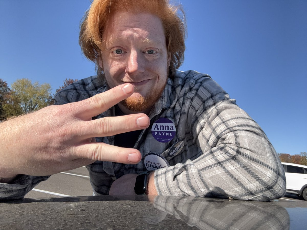 Only three more days. We can get through this. Pounding the pavement for <a href="/AnnaPayne4PA/">Anna Payne</a> and <a href="/ashley_ehasz/">Ashley Ehasz</a> again down in Feasterville. Finish strong!!