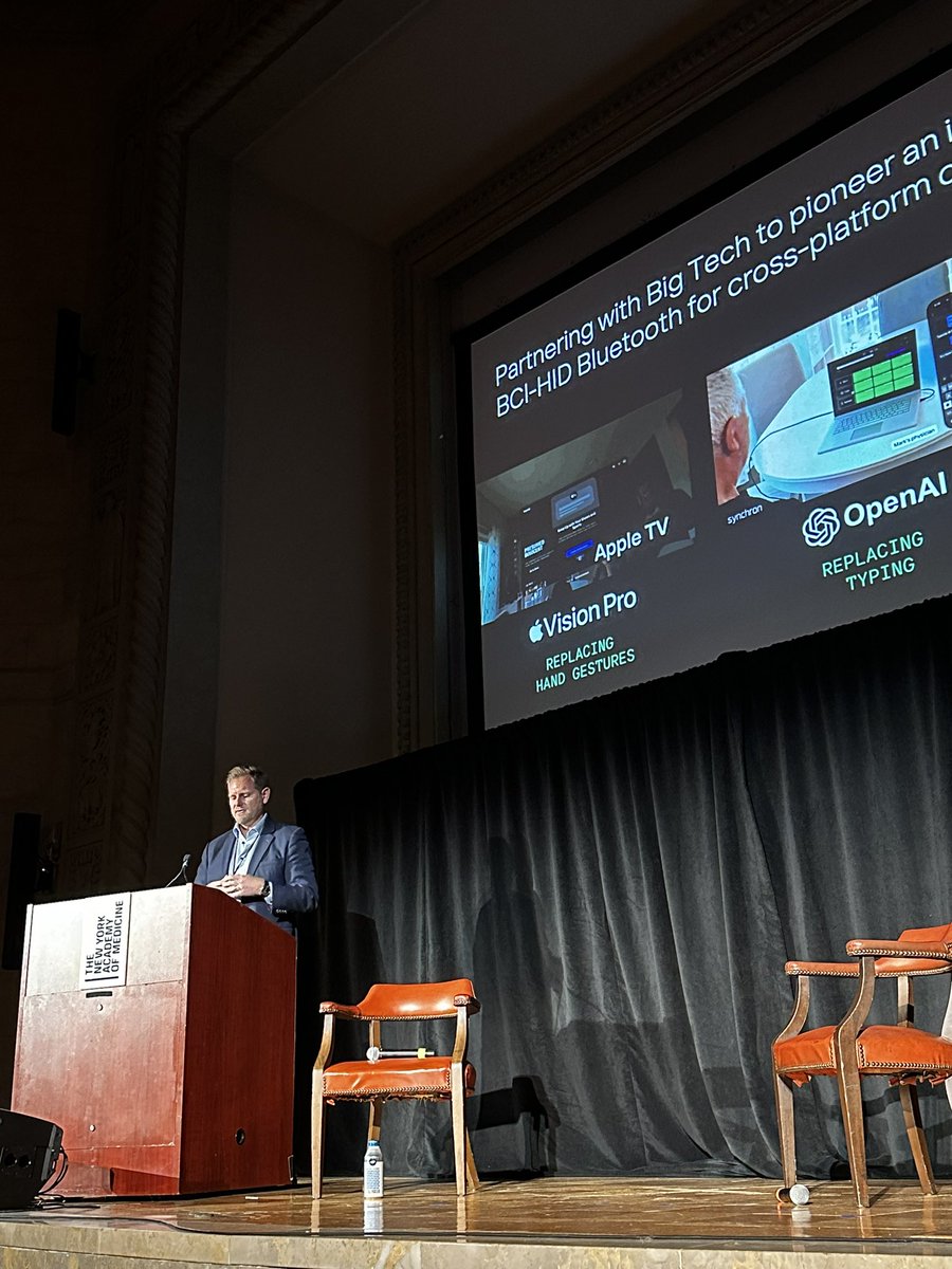 synchroninc's tweet image. &quot;When using the BCI, he&apos;s autonomous. He&apos;s making choices, and that comes back to the root of why we&apos;re doing this.&quot; 

@KurtHaggstrom discussing our user, Mark and how #BrainComputerInterface can impact autonomy, independence and privacy at #NYCBCI24 by @MountSinaiNeuro and…