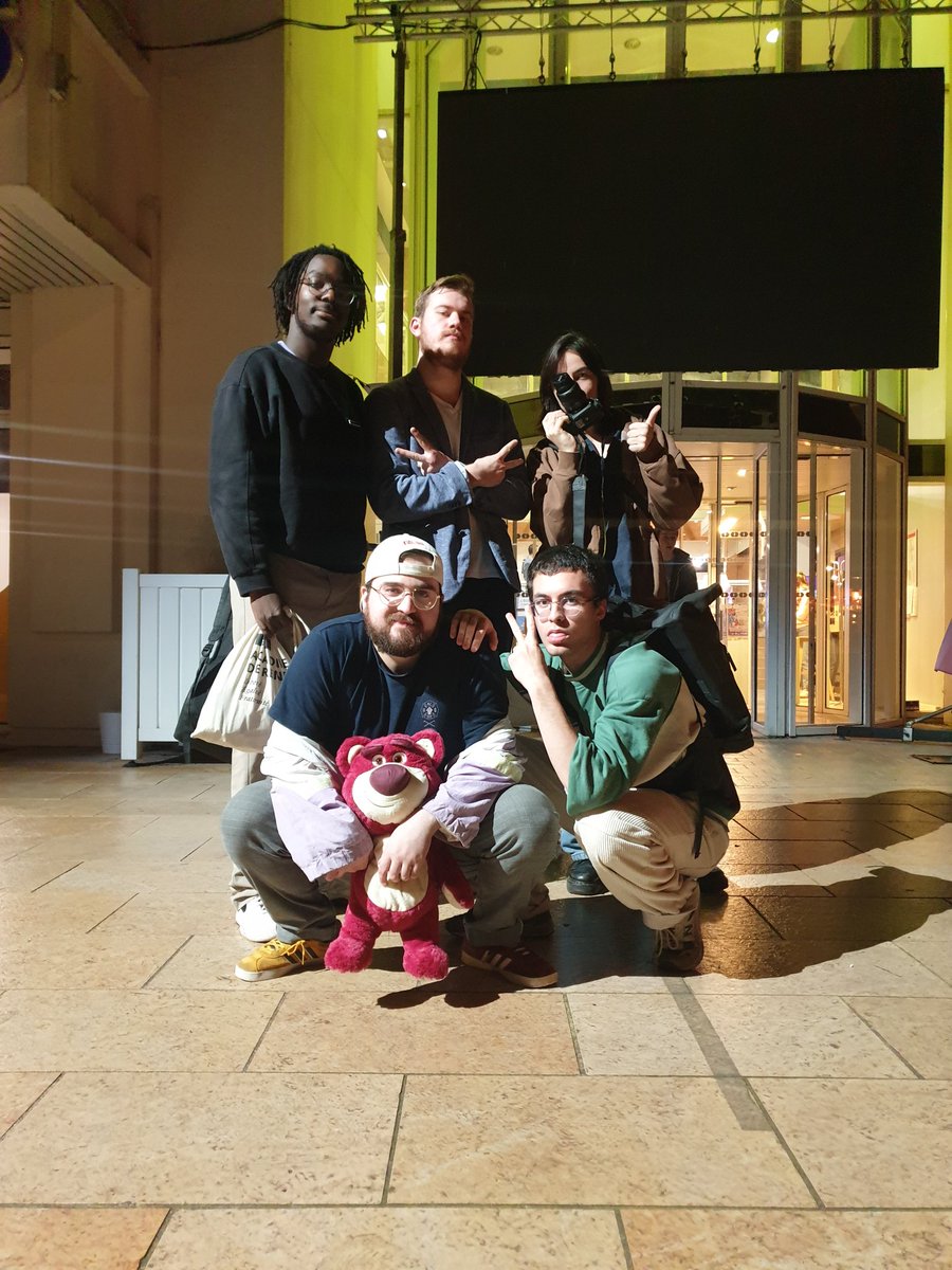 2/75 à l'Arca'Arena, lose Kid x2, win Mika Sacbøy Keeptmantella, full Mega Man

Fier de moi c'était une journée de fou, grosse bracket luck en winner mais j'ai prouvé en top 4 que j'avais ma place sur cette scène 

Le chemin est encore très long !