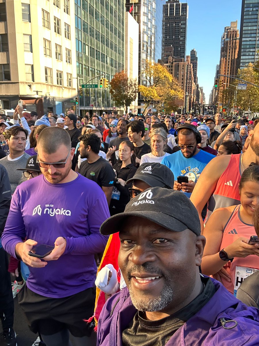 Twejaka's tweet image. We warmed up with a 5K shakeout run along the Hudson River. Very ready to take on the &apos;main course&apos; tomorrow. 
Sending love and luck to all participants both in Kanungu and NYC! Let&apos;s do this for our children&apos;s sake! #TeamNyaka #HalfMarathon #RunningForACause