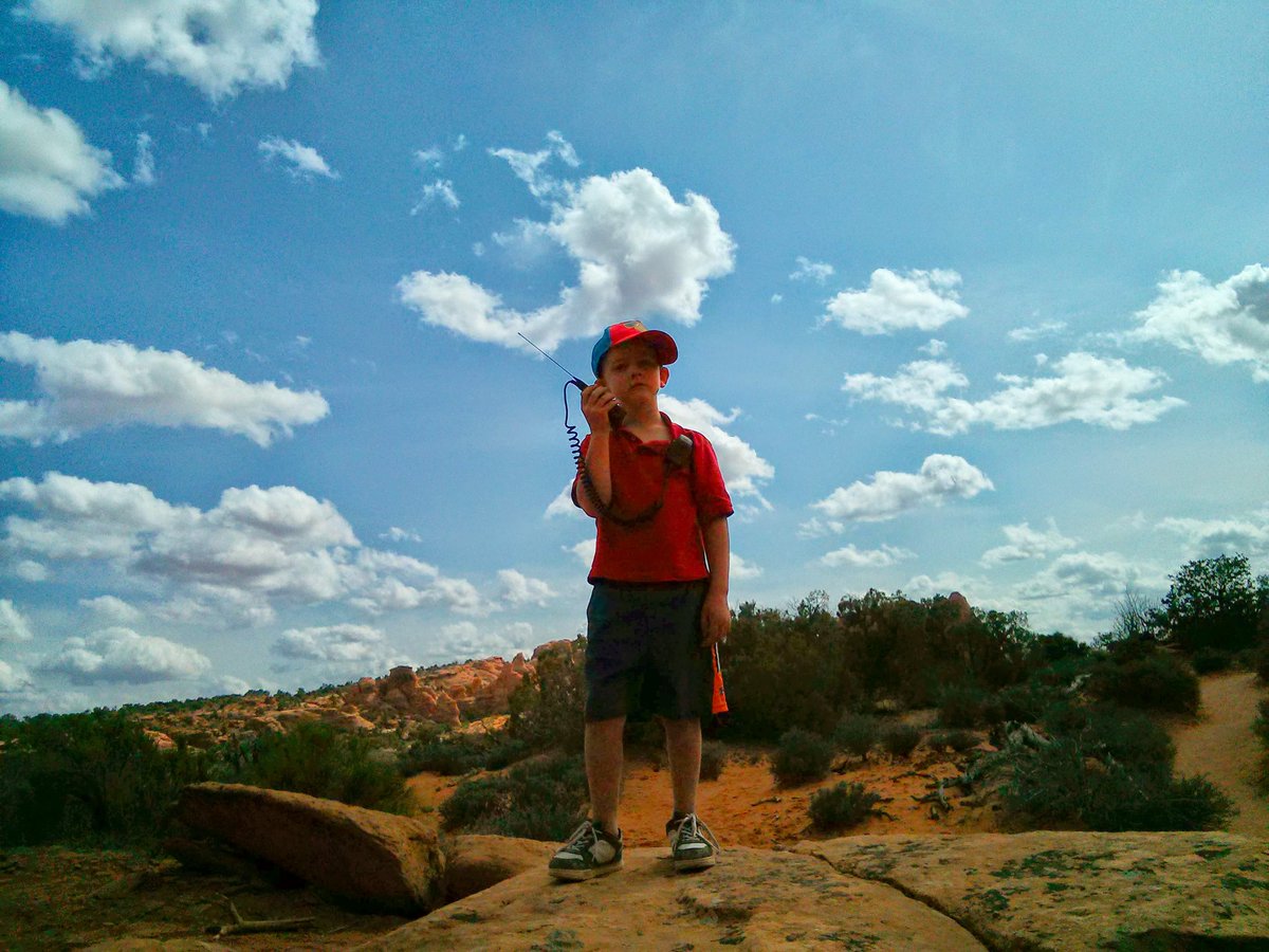 joelevi's tweet image. #DadTip (this time from my wife!):

I got my #HAMRadio license years ago - my lovely wife wasn't at all interested in getting hers. I pushed and prodded (moreso that I should have).

One day, another Mom from the neighborhood was talking with my wife. There was an evacuation