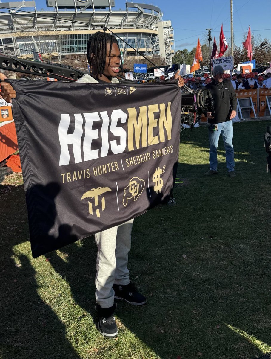 gucceCU's tweet photo. Legendary🦬 #HEISMEN https://t.co/1drSoq4UAT