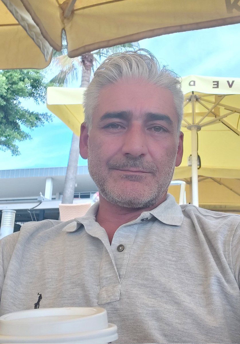 AncyraMan's tweet photo. Eğer bir şey olmak istiyorsanız doğru ve güzel insan olun.
O kulvarda pek yarış yok
#insanolmak #GeceyeBirSöz 
🦋 https://t.co/Ly9jab6f32