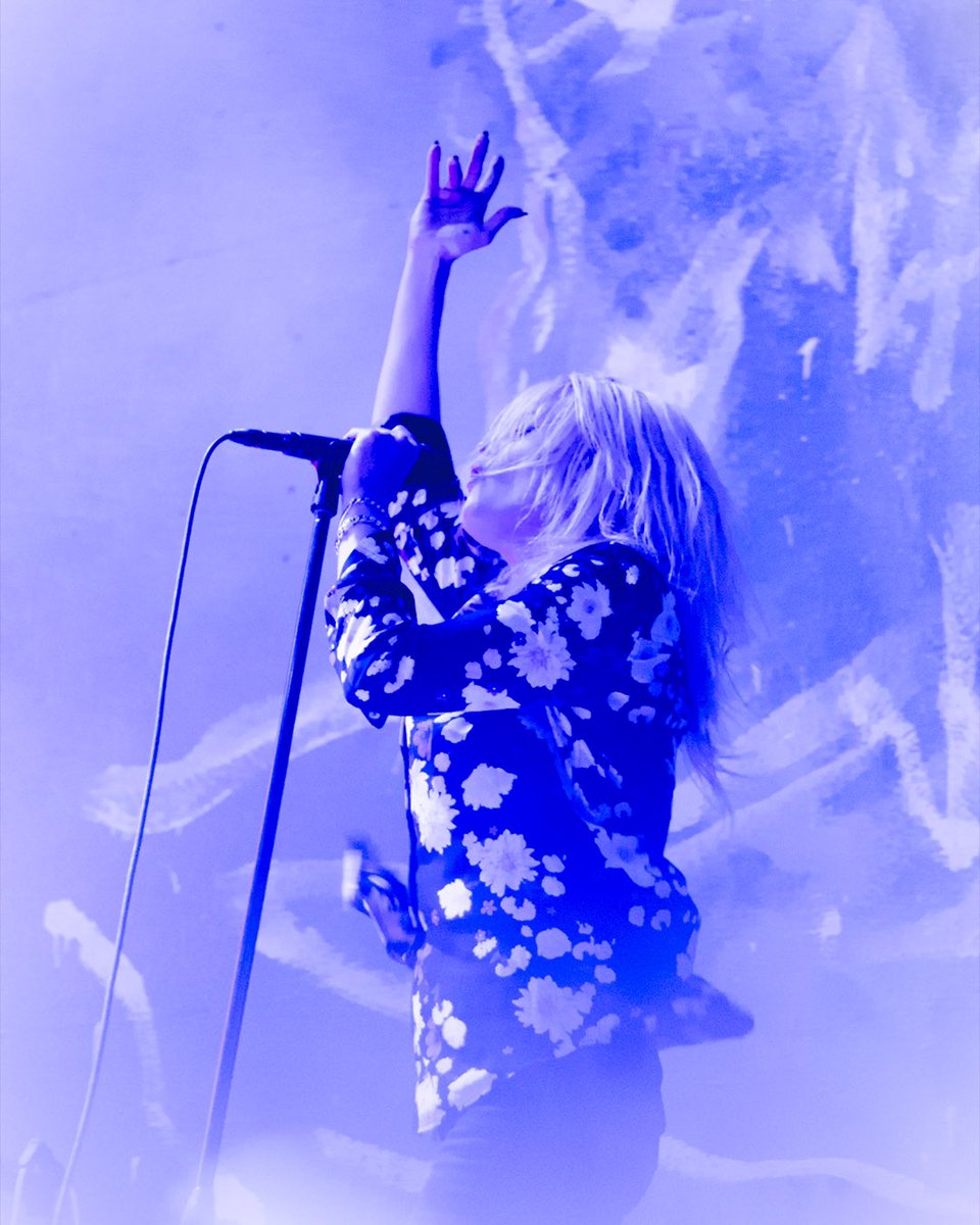 _MrIndie's tweet photo. The Kills se presentaron en el House of Vans CDMX un día antes de su presentación en Hipnosis 2024. 👁️🧿 Nos vemos hoy con más música en el Estadio Fray Nano. 🎤
📸: @ibr.ph / @ibrstorm
#thekills #concertshots #livemusicphotography #houseofvanscdmx #gisgigsgigs #hipnosis https://t.co/YLTvWOibrB