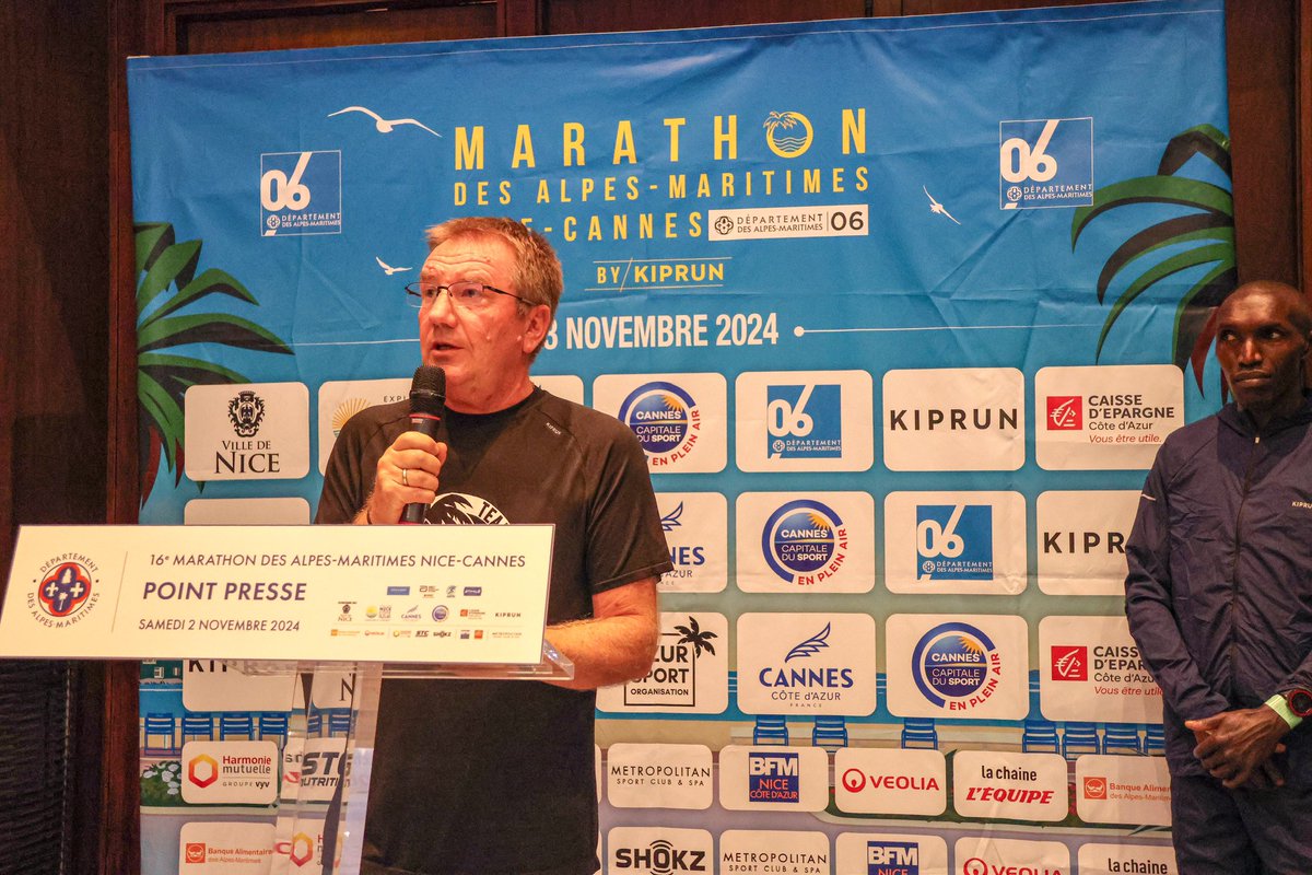 🎤 Le point presse a eu lieu aujourd’hui. C’était le moment de remercier nos partenaires, nos bénévoles, nos meneurs d’allures et de souhaiter bon courage au 18’000 coureurs pour demain 👏