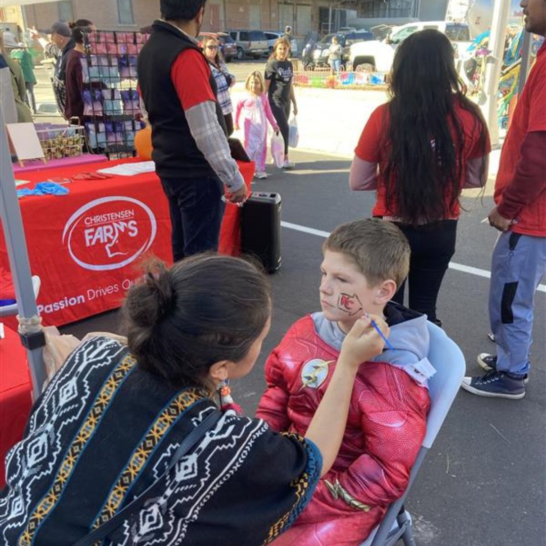 We had so much fun representing Christensen Farms at the 5th Annual Day of the Dead celebration in Mankato, MN last Saturday! We are honored to be a part of this event, all while promoting the pork industry! #DayoftheDead #ChristensenFarms #CommunityEngagement