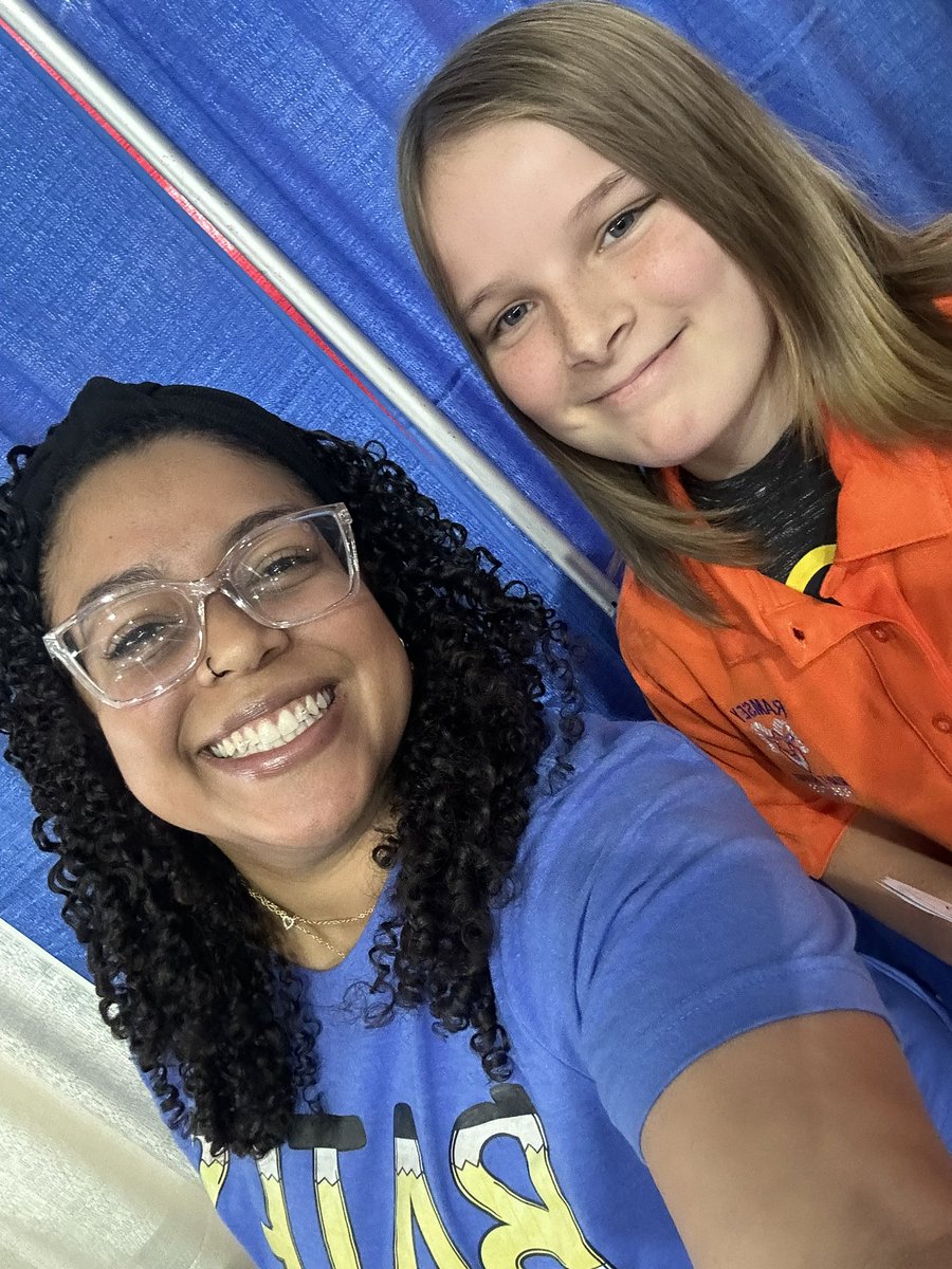 Jessica Cherry (she/her) (@mscherryfrc) on Twitter photo Great morning at Showcase of Schools! I love working showcase and running into my former educators and former Bates Bears 🐻 #AmazingBates <a href="/FRYSC_JCPS/">FRYSC JCPS</a> <a href="/GoffnerGwen/">Dr. Gwen Goffner</a> Great morning at Showcase of Schools! I love working showcase and running into my former educators and former Bates Bears 🐻 #AmazingBates <a href="/FRYSC_JCPS/">FRYSC JCPS</a> <a href="/GoffnerGwen/">Dr. Gwen Goffner</a>