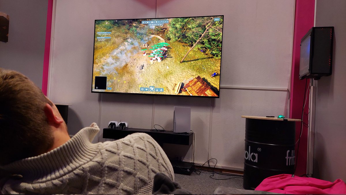 lounge_zocker's tweet image. Anspiel-Event für @First_Explorers auf der Zocker Lounge Luxus LAN-Party in Frankfurt am Main.
Als Siedler-Spieler der ersten Stunde: Holy shit ist das Ding schon jetzt geil! 😍 #diesiedler #thesettlers #thefirstexplorers